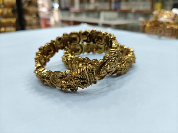 nakshi bangles