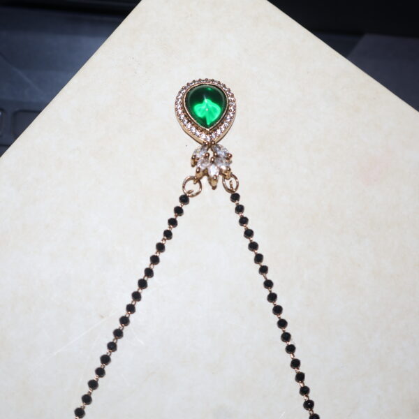 Emerald Radiance: Luxe Mangalsutra Pendant - Image 2