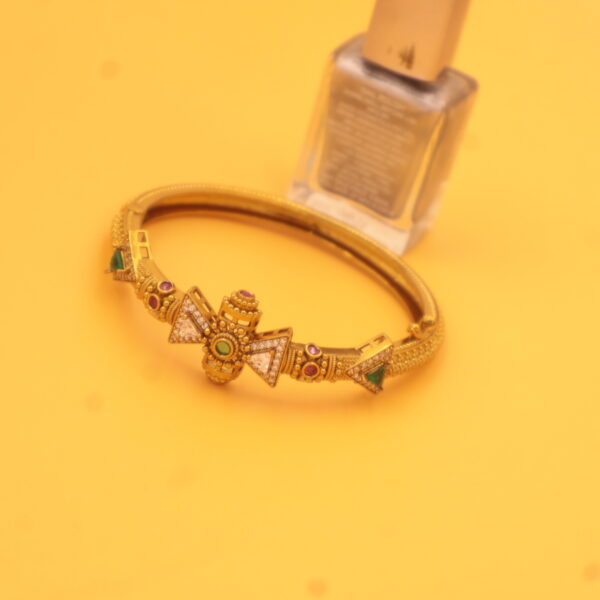 ANTIQUE OPENABLE KHADA