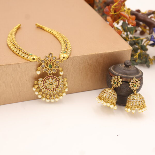 Royal Antique Gold-Plated Necklace & Jhumka Set - Image 2