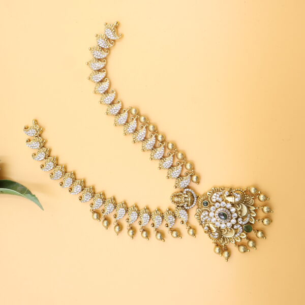 Antique Lakshmi Temple Necklace Set with Earrings - Image 3