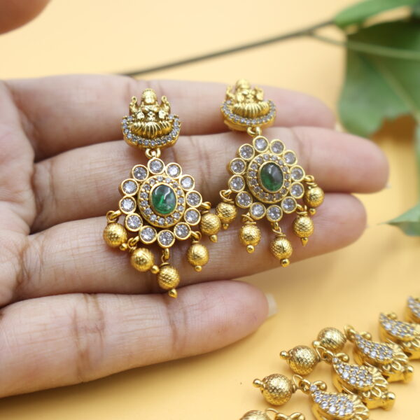 Antique Lakshmi Temple Necklace Set with Earrings - Image 2